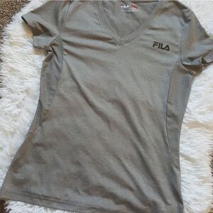 Fila V-neck gray shirt Size Large 14‎